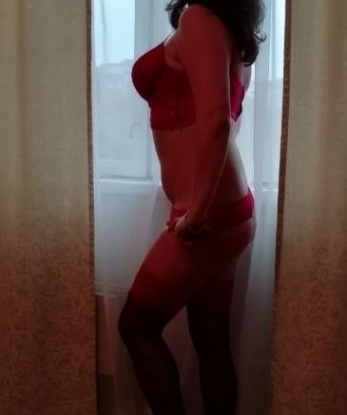 Эксклюзивный сервис от экзотической красотки с огненным темпераментом. Готова удовлетворить все твои сокровенные желания и фантазии. Позволь себе немного безудержного удовольствия в моем обществе! 10295, 24 года